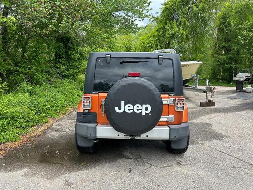 2011 Jeep Wrangler Unlimited Sahara