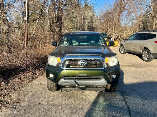 2014 Toyota Tacoma Base
