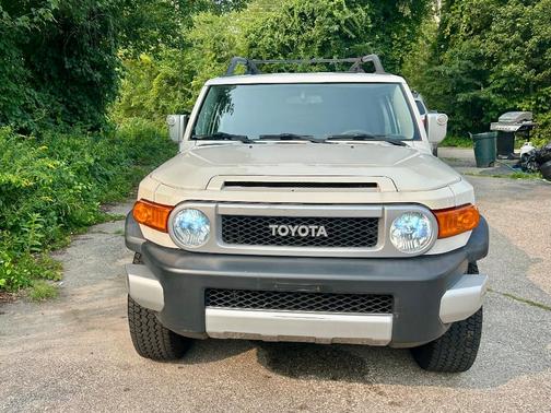 2012 Toyota FJ Cruiser Base
