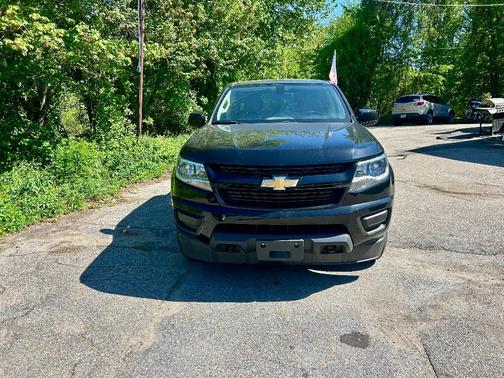 Black 2018 Chevrolet Colorado WT