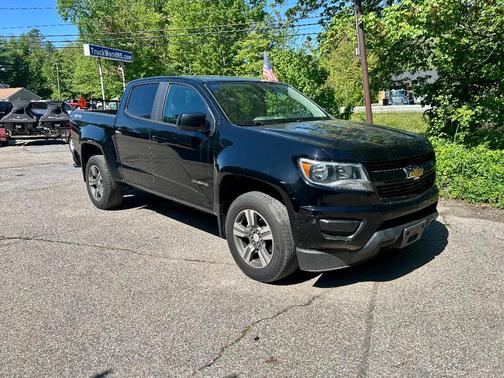 Black 2018 Chevrolet Colorado WT