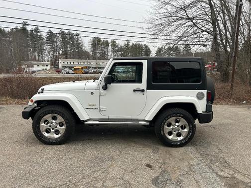 2013 Jeep Wrangler Sahara