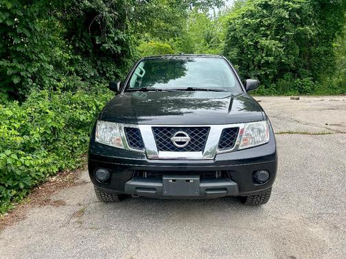2017 Nissan Frontier SV