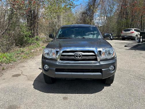 Gray 2010 Toyota Tacoma Double Cab