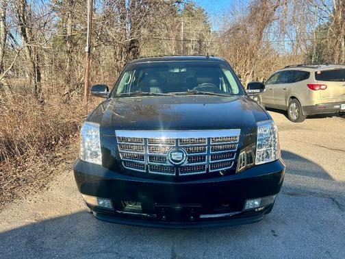 2012 Cadillac Escalade Luxury