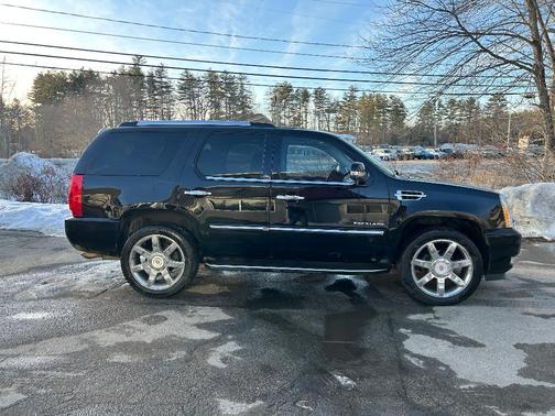 2012 Cadillac Escalade Luxury