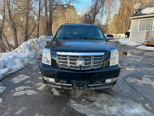 2012 Cadillac Escalade Luxury