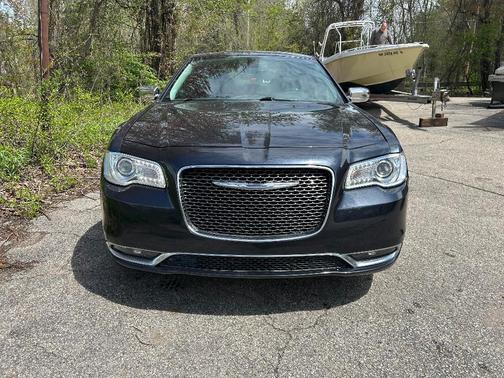 2018 Chrysler 300 Limited