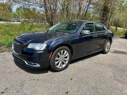 2018 Chrysler 300 Limited