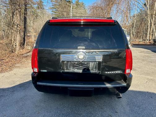 2012 Cadillac Escalade Luxury