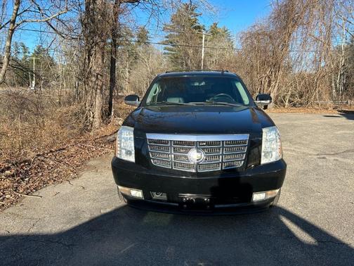 2012 Cadillac Escalade Luxury