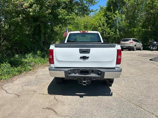 White 2013 Chevrolet Silverado 2500 Work Truck
