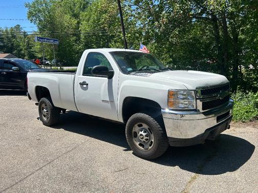 White 2013 Chevrolet Silverado 2500 Work Truck