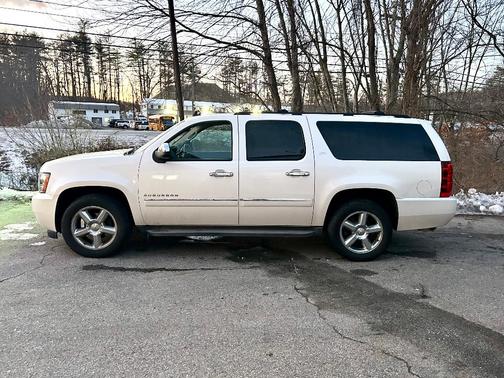 2013 Chevrolet Suburban 1500 LTZ
