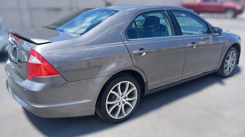 Sterling Gray Metallic 2011 Ford Fusion SE
