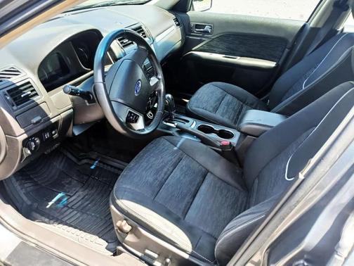 Sterling Gray Metallic 2011 Ford Fusion SE