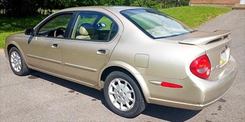 2000 Nissan Maxima GLE