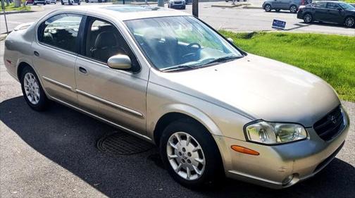 2000 Nissan Maxima GLE