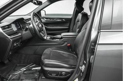2022 Jeep Grand Cherokee L Altitude
