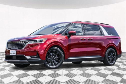 2023 Kia Carnival SX