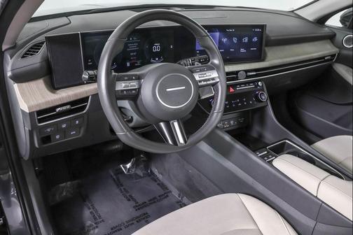 2024 Hyundai SONATA Hybrid SE
