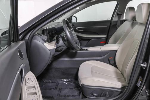 2024 Hyundai SONATA Hybrid SE