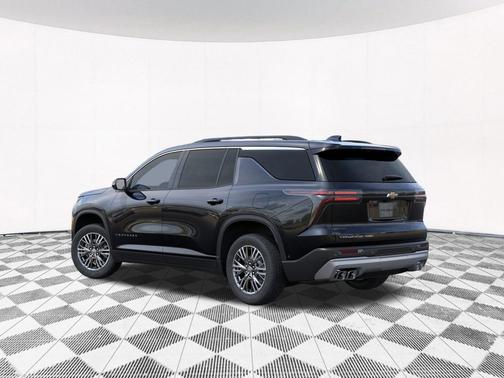 Mosaic Black Metallic 2026 Chevrolet Traverse LT