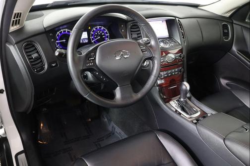 2017 INFINITI QX50 Base