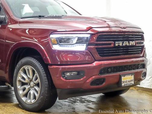 Photo 5 of 51 of 2020 RAM 1500 Laramie