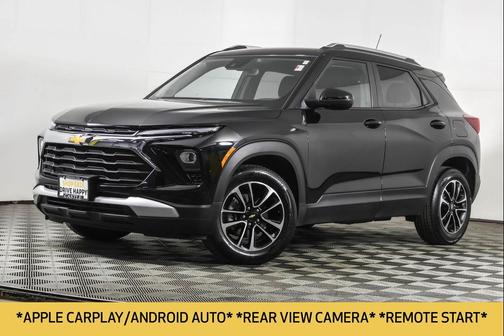 Mosaic Black Metallic 2024 Chevrolet Trailblazer LT