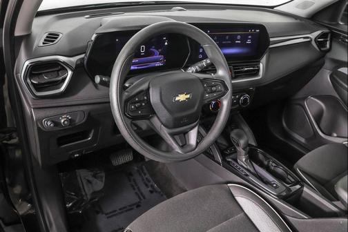 Mosaic Black Metallic 2024 Chevrolet Trailblazer LT