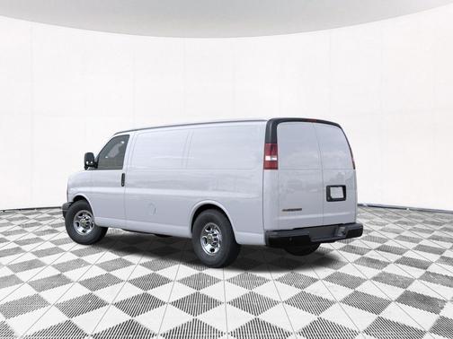 Summit White 2026 Chevrolet Express 2500 Work Van