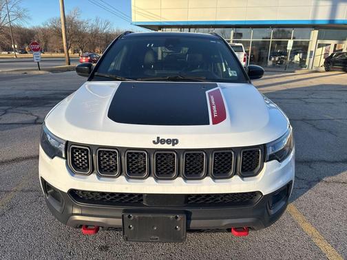 2023 Jeep Compass Trailhawk
