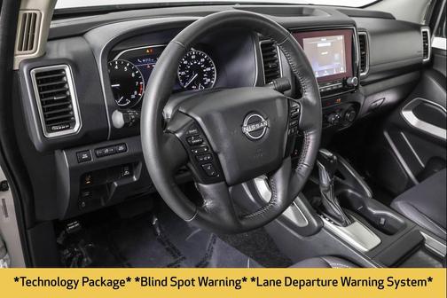 2023 Nissan Frontier SV