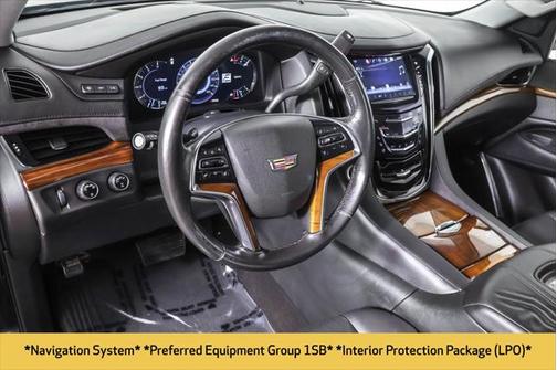 2017 Cadillac Escalade ESV Luxury