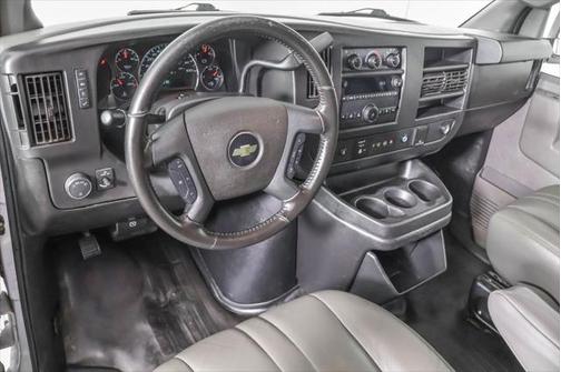 2020 Chevrolet Express 2500 RWD 2500 Regular Wheelbase WT