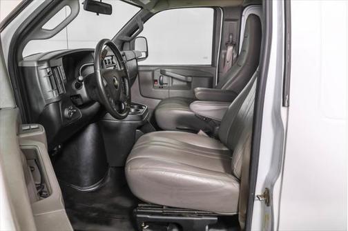 2020 Chevrolet Express 2500 RWD 2500 Regular Wheelbase WT