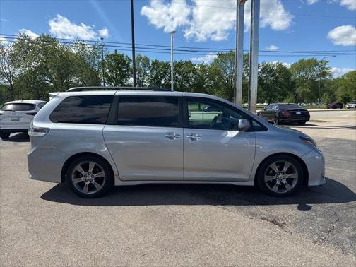 2015 Toyota Sienna SE