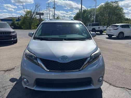 2015 Toyota Sienna SE