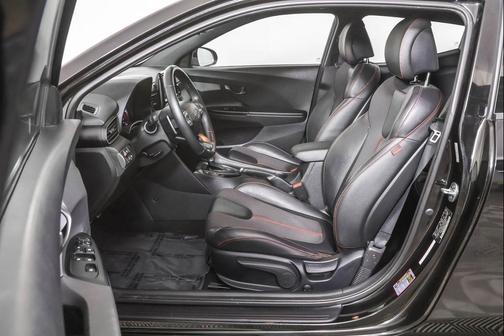 2020 Hyundai Veloster Base