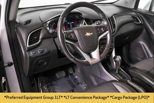 Silver Ice Metallic 2019 Chevrolet Trax LT