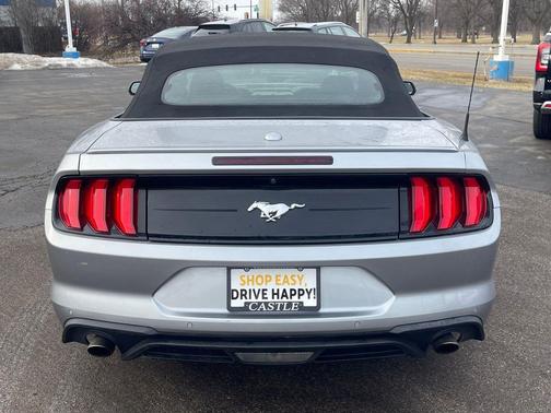 2022 Ford Mustang EcoBoost Premium