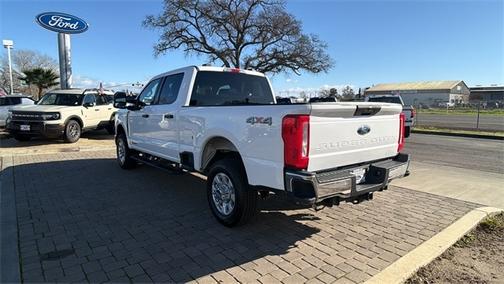 2024 Ford F-350 XLT