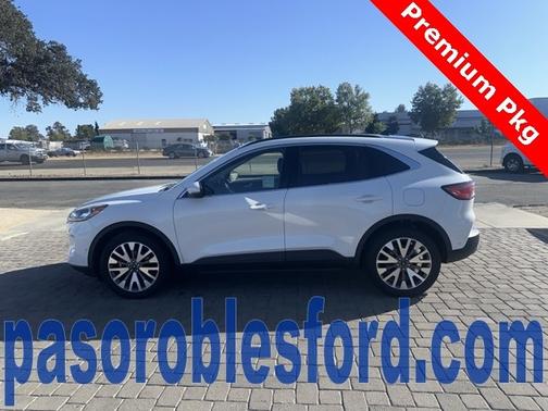 2020 Ford Escape TITANIUM