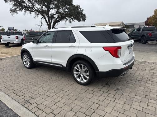 2022 Ford Explorer PLATINUM