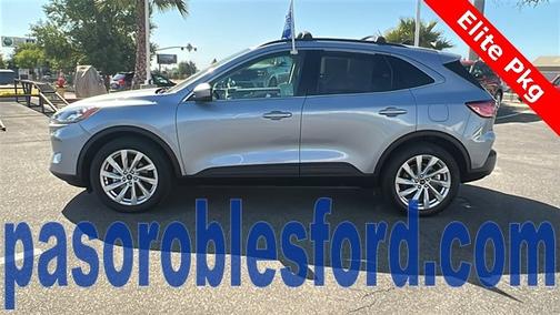2022 Ford Escape TITANIUM