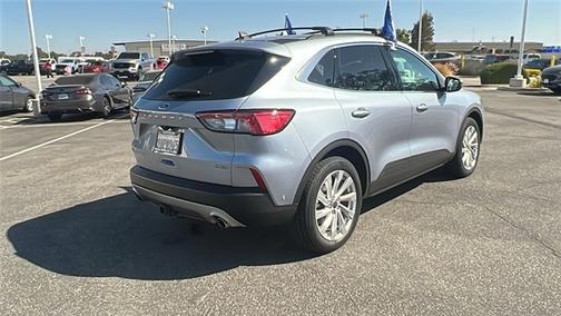 2022 Ford Escape TITANIUM