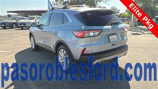 2022 Ford Escape TITANIUM
