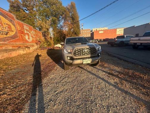 2021 Toyota Tacoma TRD Sport