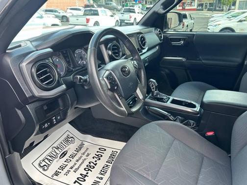 2019 Toyota Tacoma TRD Sport
